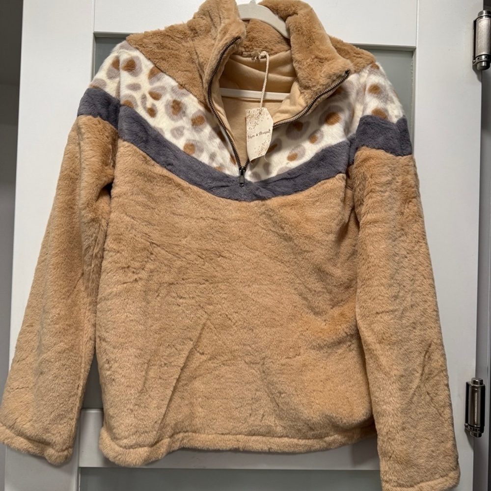 Cozy Tan and Gray Fleece Pullover